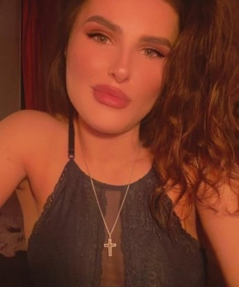 Милая блондинка, готовая исполнить все ваши фантазии. Позвольте себе незабываемое приключение в мире наслаждения и удовольствия. Только для ценителей качественного сервиса. 8939, 21 год